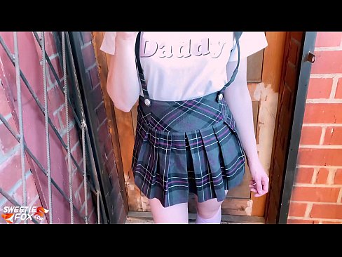 ❤️ 女學生深深地吸吮她的雞巴並亂搞而不是上課。 自製色情 在 zh-tw.watchhentai.ru